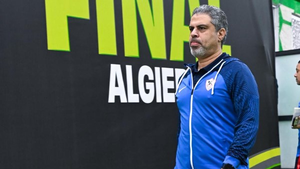 رغم التتويج بالدوري .. “معتمد جمال” البطل الذي لم يحصل على  الأمان  بعد داخل الزمالك !