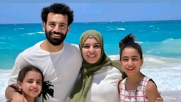 رفقة عائلته.. محمد صلاح ينشر صوراً جديدة عبر انستجرام