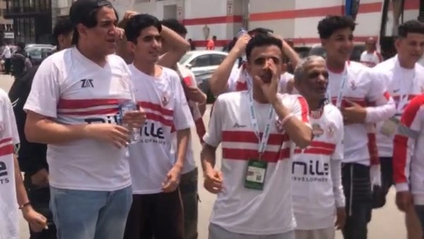 زحف جماهيري لدعم الأبيض.. الزمالك يواجه سموحة الليلة في رحلة حسم لقب الدوري