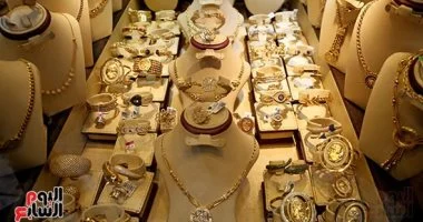 سعر الذهب عيار 18 اليوم السبت 23 مايو  يصل إلى 5841 جنيهًا