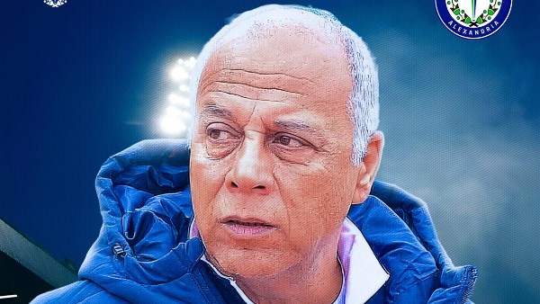 سموحة يعتمد تعيين عاطف حنفي مديراً رياضياً.. ويجدد عقد “مكي” لموسمين