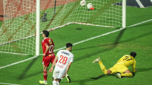 سيناريوهات الحسم.. كيف يتوج الأهلي بلقب الدوري بعد الثلاثية في الزمالك؟