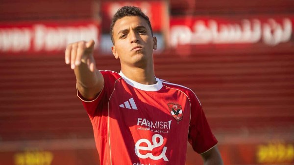 طرد ياسين مرعي في مباراة الأهلي والمصري بالدوري