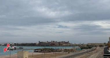 طقس الغد..  حار نهاراً وشبورة ونشاط رياح والعظمى بالقاهرة 33 درجة