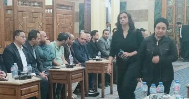 علا الشافعى والباز والمسلمانى ومصطفى عمار فى عزاء سيد العديسي