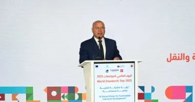 كامل الوزير: تصنيع سفن حمولة 10 ألف طن وقاطرات بقوة 90 طن بمكونات محلية 100% لتقليل الاستيراد