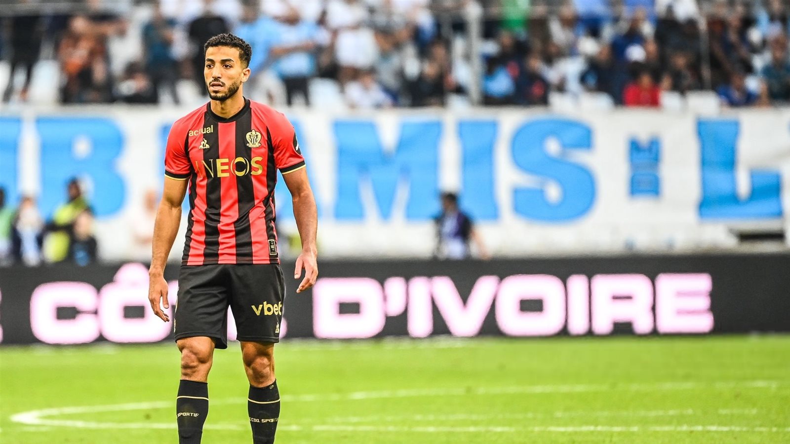 لـ تدعيم دفاعه.. الأهلي يفتح خط مفاوضات لاستعادة محمد عبد المنعم من نيس الفرنسي