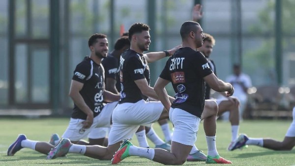 لقطات من تدريبات منتخب مصر استعدادًا لودية روسيا | شاهد