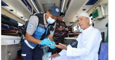 للعائدين من الحج.. إجراءات يجب اتباعها عند شعورك بالحمى أو التهاب الحلق