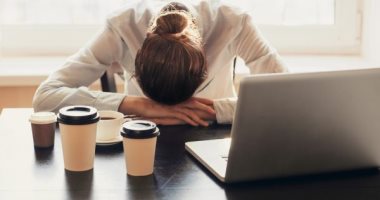 ماذا يحدث لدماغك عندما تتوقف عن تناول الكافيين فجأة؟