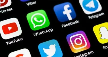 ماليزيا تبدأ تطبيق حظر مواقع التواصل لمن هم دون 16 عامًا بداية من يونيو