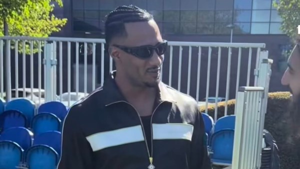 محمد رمضان في مران تشيلسي قبل نهائي كأس الاتحاد الإنجليزي أمام مانشستر سيتي