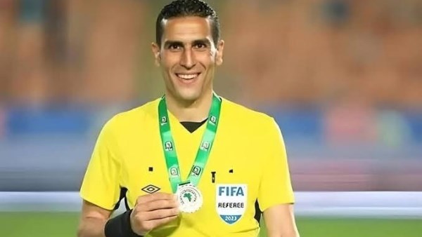 محمود ناجي حكماً لمباراة الأهلي وإنبي في الدوري المصري
