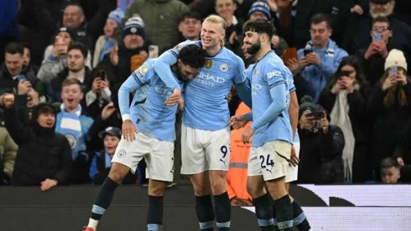 مرموش يقود تشكيل مانشستر سيتي أمام كريستال بالاس في الدوري الإنجليزي