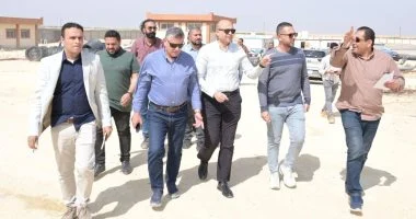 مسئولو “الإسكان” يتفقدون مشروعات مياه الشرب والصرف والخدمات بمبادرة”حياة كريمة”