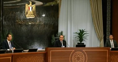 مصطفى مدبولي: الحكومة تدرس بدء تطبيق منظومة الدعم النقدي اعتبارًا من العام المالي المقبل 2025-2026