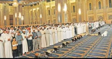 موعد أذان العشاء اليوم الأربعاء 20 مايو 2026 بمحافظات الجمهورية