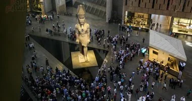 موقع أمريكي: مصر تشهد طفرة سياحية مع تدفق الآلاف لزيارة المتحف المصري الكبير