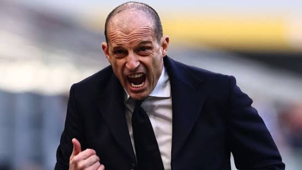 ميلان يقيل أليجري بعد الفشل في بلوغ دوري أبطال أوروبا