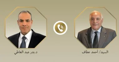 وزير الخارجية يتلقى اتصالا من نظيره الجزائري لبحث العلاقات والقضايا الإقليمية
