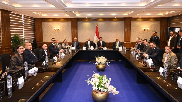 وزير الرياضة يبحث مع اللجنة الأولمبية والاتحادات خطة الاستعداد لأولمبياد لوس أنجلوس 2028