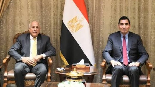 وزير الرياضة يطمئن على بعثة الزمالك في الجزائر قبل مواجهة اتحاد العاصمة بالكونفدرالية
