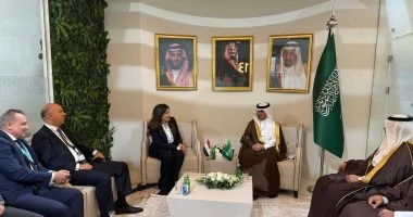 وزيرة الإسكان تبحث مع وزير البلديات والإسكان السعودى تعزيز التعاون المشترك