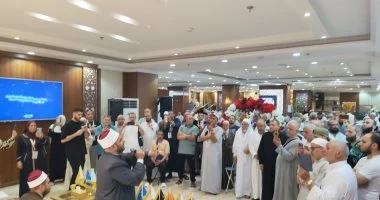 وصول جميع حجاج السياحة إلى الأراضي المقدسة بإجمالي 40713 حاجا