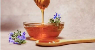 يدعم المناعة والقلب والهضم.. فوائد غير شائعة للعسل