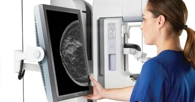 4 حقائق مهمة عن فحص الماموجرام لكشف سرطان الثدى
