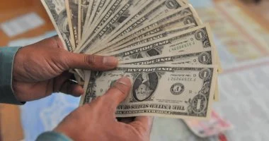 51.76 جنيه سعر الدولار اليوم فى البنك المركزى المصرى