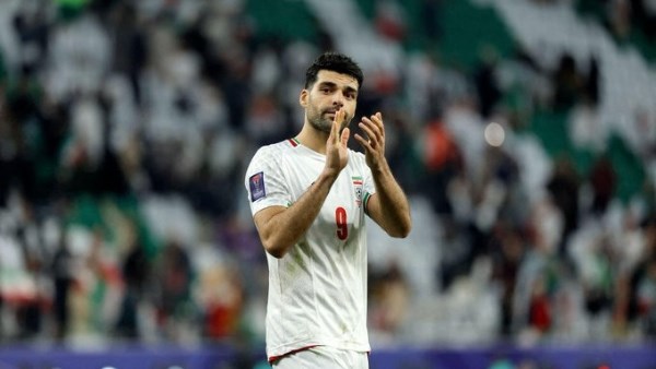 90 مليون يساندونا.. تعليق ناري من قائد منتخب إيران قبل مواجهة مصر