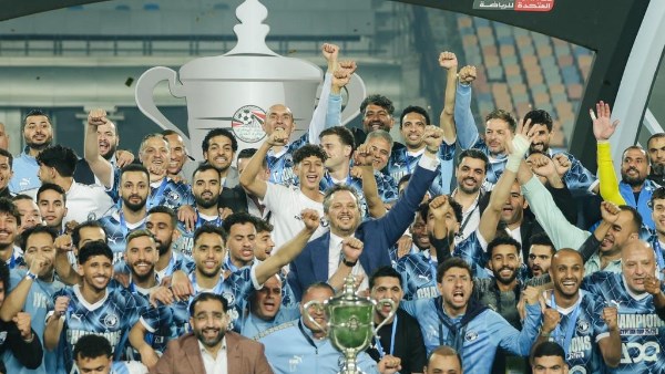 أمير هشام يكشف تطورات ملف المدير الفني الجديد لـ بيراميدز.. وموقف علي ماهر