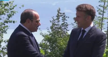 أهلًا ياريس.. ماكرون يحتفى بالرئيس السيسى على انستجرام بأغنية حلوة يابلدى