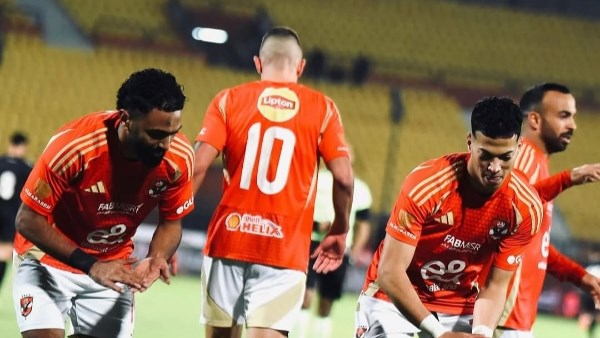 إمام عاشور يهنئ حسين الشحات بعيد ميلاده: كل سنة وانت طيب يا اخويا