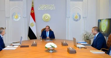 الرئيس السيسى يتابع مستجدات أعمال تجهيز مصنعي الفايبر جلاس بشركة قناة السويس للقوارب