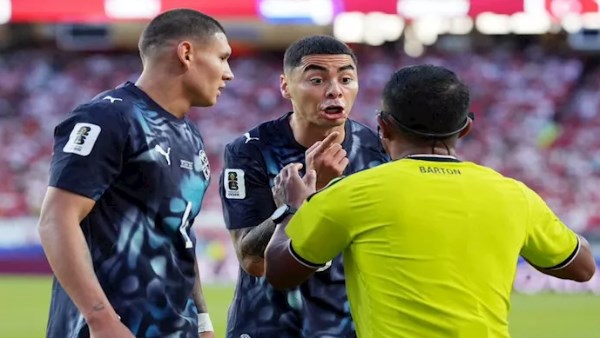 بطاقات حمراء بالجملة في كأس العالم 2026.. والمغرب يزاحم الكبار