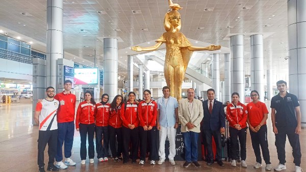 بعد تصدر بطولة أفريقيا بـ 19 ميدالية.. وزارة الشباب تستقبل بعثة المنتخب الوطني للسلاح
