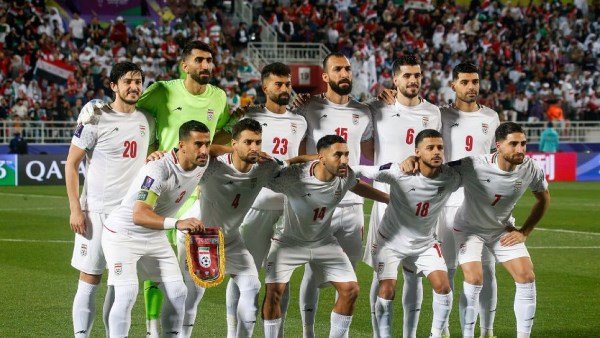 بعد مواجهة مصر.. الكشف عن نص رسالة منتخب إيران في غرفة الملابس
