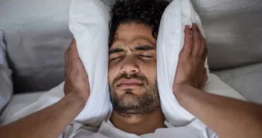 تستيقظ متعبًا وجائعًا.. قد ترفع هذه الحالة من خطر مقاومة الأنسولين