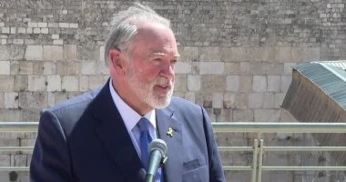 تصريحات مثيرة لسفير واشنطن بإسرائيل تفجر غضب الأمريكيين.. ماذا قال؟