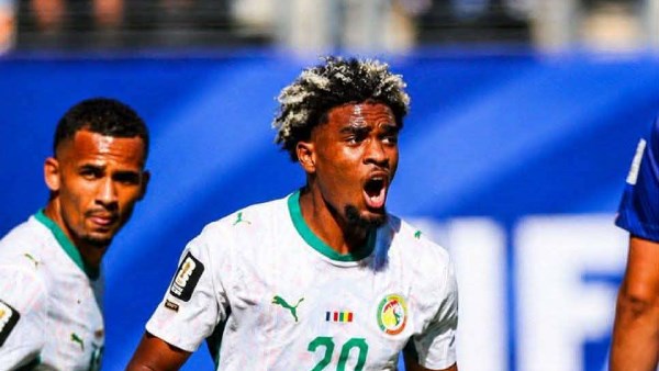 تعرف علي قائمة أصغر الهدافين الأفارقة في تاريخ كأس العالم