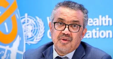 خبير بالصحة العالمية: إيبولا لا ينقل العدوى إلا بعد ظهور الأعراض