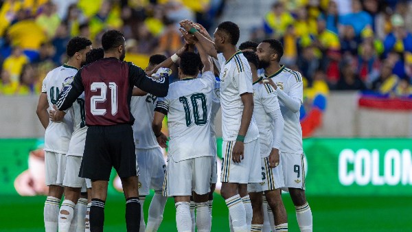 دونيس يحسم اختياراته.. إعلان القائمة النهائية للسعودية في كأس العالم 2026