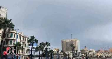 رطوبة مرتفعة وارتفاع طفيف.. الأرصاد تكشف تفاصيل حالة الطقس حتى الأربعاء