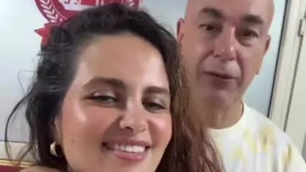 زوجة حسام حسن تحتفل بصعود المنتخب.. والعميد يرد: وش السعد عليا
