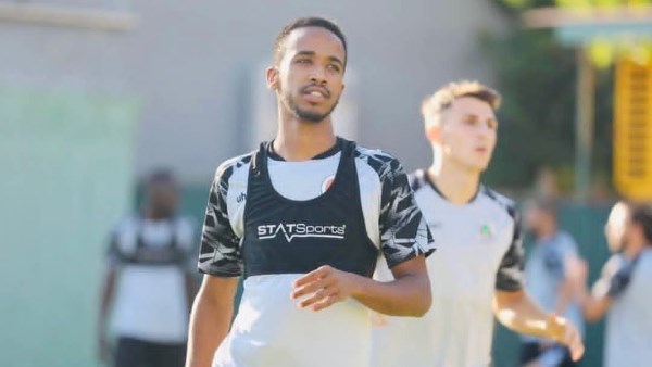 سموحة يتمم اتفاقه مع لاعب موريتاني