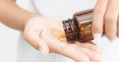 فيتامينات ومكملات لا ينصح بتناولها معا.. أخطاء شائعة تقلل الفائدة