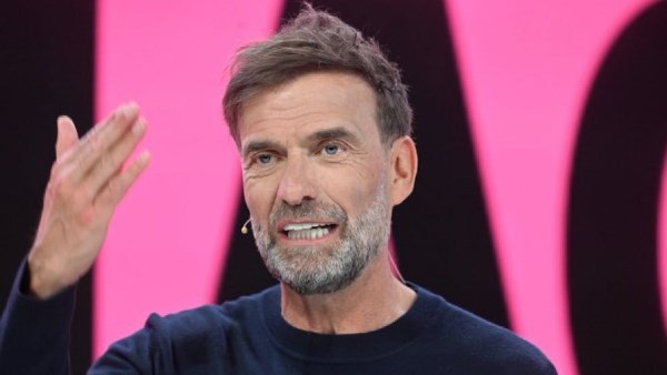كلوب: سهرت لمشاهدة محمد صلاح مع منتخب مصر.. وما يقدمه لا يُصدق