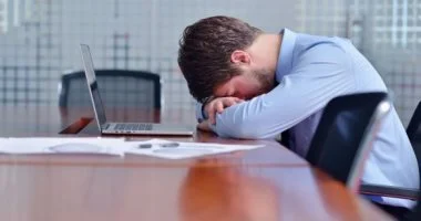 ماتقولش عادي.. فحوصات لازم تعملها لو عندك إرهاق مستمر